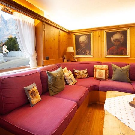 コルティーナ・ダンペッツォCasa Marmorataアパートメント エクステリア 写真